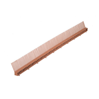 Hřeben okapový s ventilační mřížkou DEN BRAVEN Š.85 MM, L=1 M, ČERNÁ